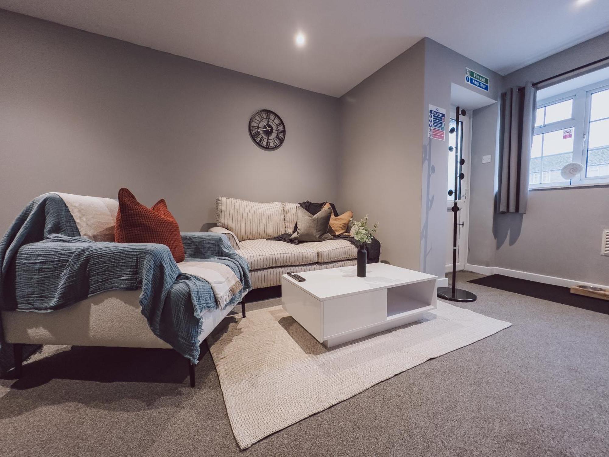 Families, Contractors And Businesses - Cottage Home - Next To Oxford, Bicester And Blenheim Bletchingdon Eksteriør billede